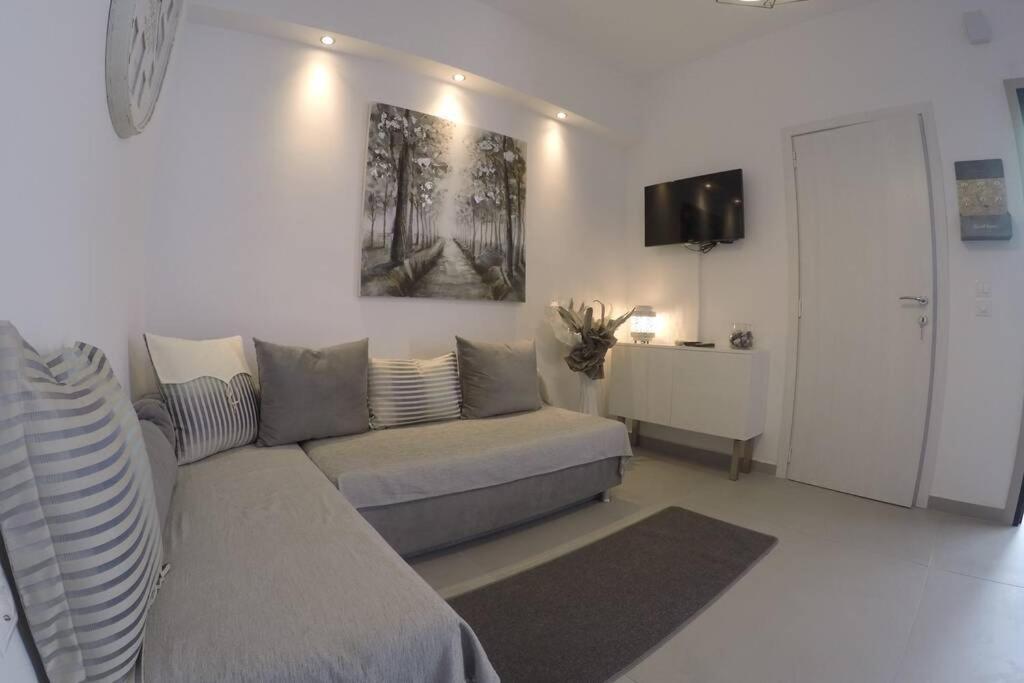 Polychrono New 2 Bedroom Apt. Just By The Sea! Exterior foto